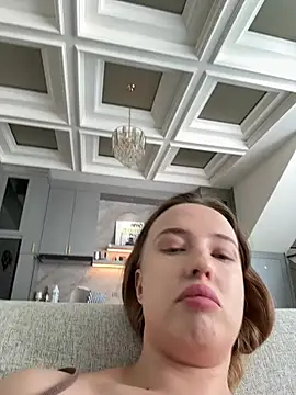 Snapshot of Nura_n_Sarah chatting on 03/17/26, 05:11 Nura n Sarah online show from 03/17/26, 05:11