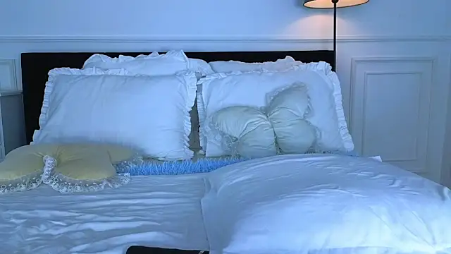 NicoleMarani online show from 03/20/26, 09:25