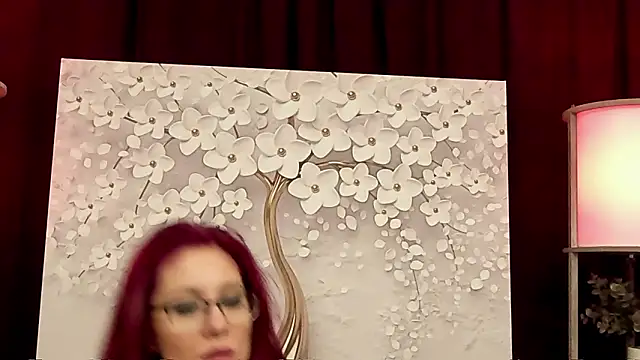 Snapshot of Entitled_Bitch chatting on 02/04/26, 07:09 Entitled Bitch online show from 02/04/26, 07:09