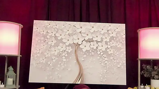 Snapshot of Entitled_Bitch chatting on 02/06/26, 06:44 Entitled Bitch online show from 02/06/26, 06:44