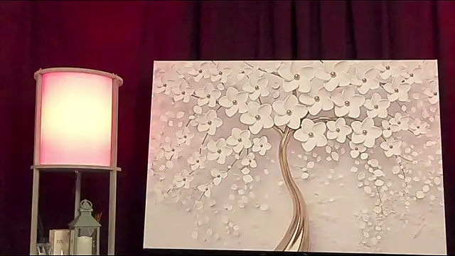 Snapshot of Entitled_Bitch chatting on 03/21/26, 06:44 Entitled Bitch online show from 03/21/26, 06:44