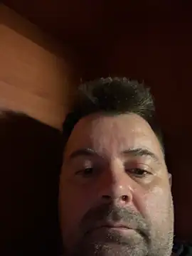 Snapshot of h4cAlex chatting on 12/17/24, 08:32 h4cAlex online show from 12/17/24, 08:32