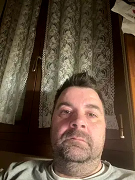 Snapshot of h4cAlex chatting on 11/09/25, 06:50 h4cAlex online show from 11/09/25, 06:50