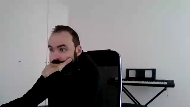 Snapshot of joaodias_97 chatting on 03/02/26, 12:01 joaodias 97 online show from 03/02/26, 12:01