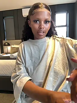 Snapshot of Neelo-Smith chatting on 01/23/25, 06:28 Neelo-Smith online show from 01/23/25, 06:28