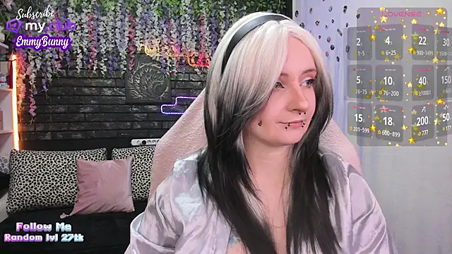 Snapshot of EmmyBunny chatting on 02/04/25, 04:29 EmmyBunny online show from 02/04/25, 04:29