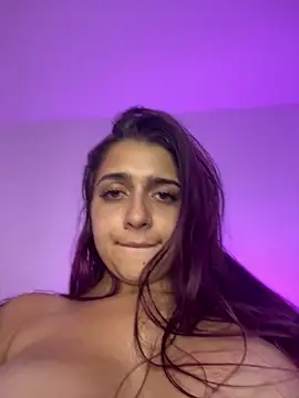 Alicia Ruiz online show from 03/11/25, 09:15