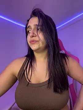 Snapshot of Alicia_Ruiz chatting on 03/12/26, 06:36 Alicia Ruiz online show from 03/12/26, 06:36