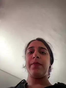 Snapshot of Alicia_Ruiz chatting on 03/18/26, 06:11 Alicia Ruiz online show from 03/18/26, 06:11