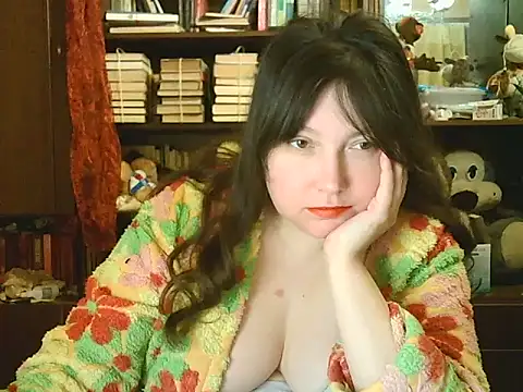 Snapshot of CarrieQPeach chatting on 02/12/26, 07:42 CarrieQPeach online show from 02/12/26, 07:42