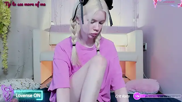 Lollita Lewis online show from 01/22/25, 09:32