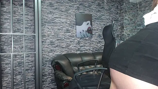 camilleDiaz16 online show from 01/13/25, 09:31