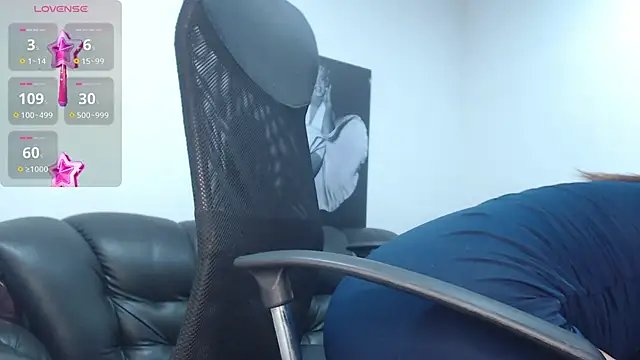 Snapshot of camilleDiaz16 chatting on 02/09/26, 08:24 camilleDiaz16 online show from 02/09/26, 08:24