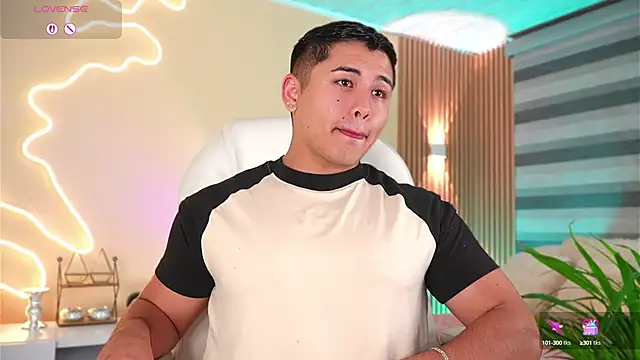 Snapshot of MatiasKorn chatting on 10/04/25, 05:49 MatiasKorn online show from 10/04/25, 05:49