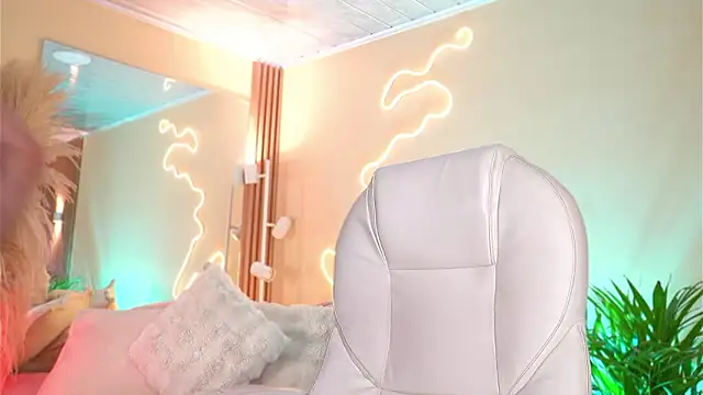 Snapshot of MatiasKorn chatting on 03/07/26, 02:30 MatiasKorn online show from 03/07/26, 02:30