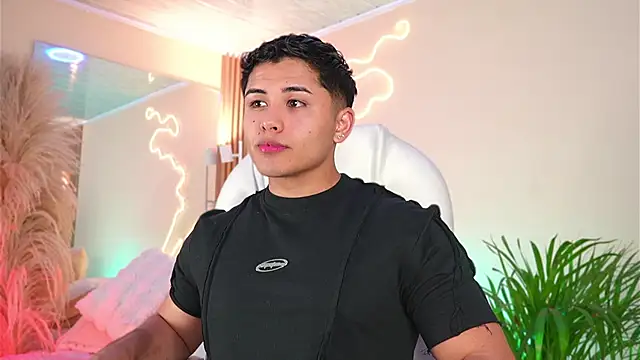 Snapshot of MatiasKorn chatting on 04/01/26, 04:24 MatiasKorn online show from 04/01/26, 04:24