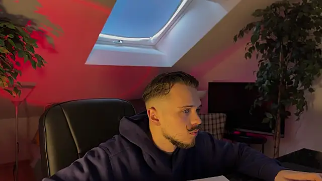 naked psy online show from 02/22/26, 02:15