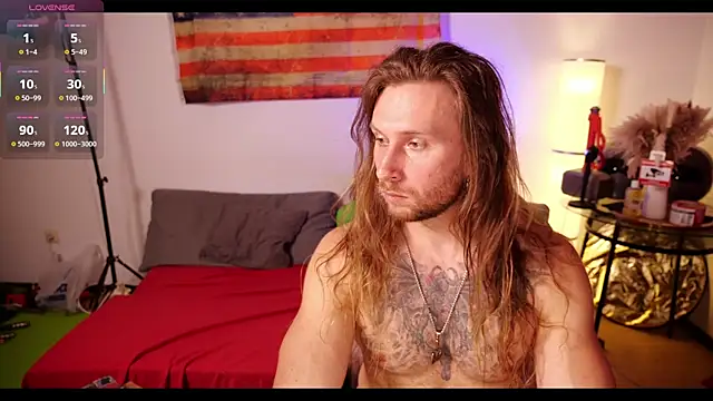 Snapshot of rusbigpaul chatting on 11/13/25, 06:18 rusbigpaul online show from 11/13/25, 06:18