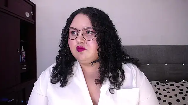 Snapshot of luisianacoxx chatting on 12/13/24, 07:04 luisianacoxx online show from 12/13/24, 07:04