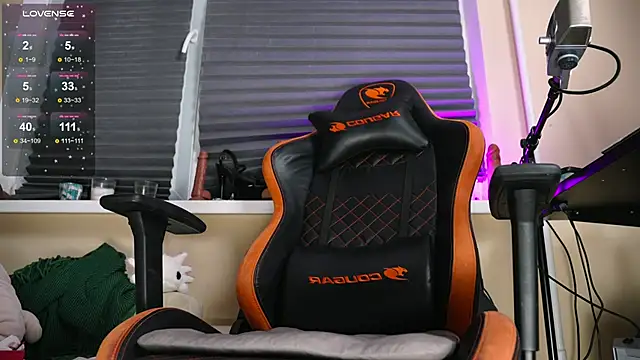 BlueCherryy online show from 01/27/25, 06:41