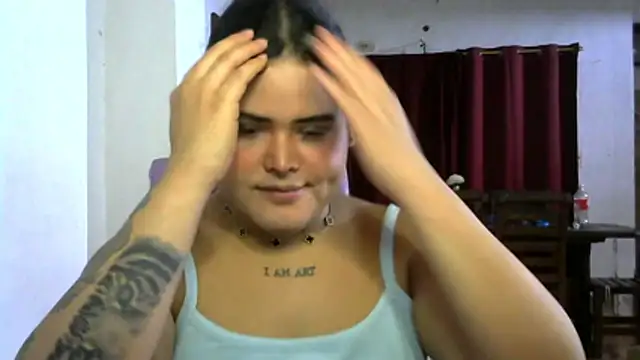 Snapshot of antonellasex1998 chatting on 11/05/25, 12:54 antonellasex1998 online show from 11/05/25, 12:54