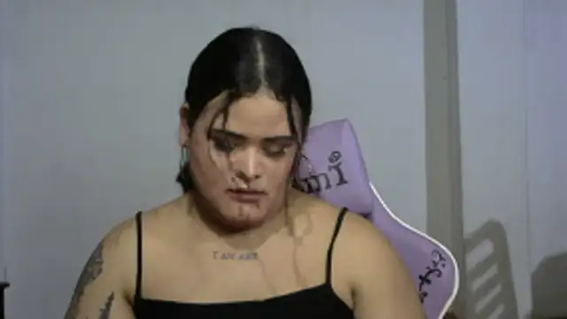 Snapshot of antonellasex1998 chatting on 11/12/25, 11:14 antonellasex1998 online show from 11/12/25, 11:14