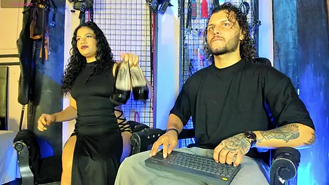 Snapshot of Twisted_Fantasy chatting on 10/19/25, 05:08 Twisted Fantasy online show from 10/19/25, 05:08