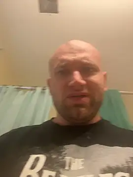 Snapshot of blakeyyD chatting on 11/28/25, 01:47 blakeyyD online show from 11/28/25, 01:47