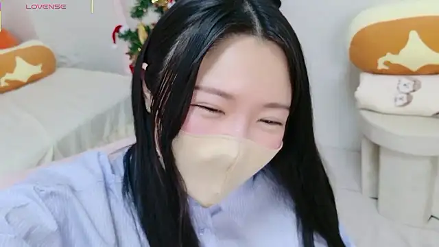 anchan  online show from 12/15/25, 02:10