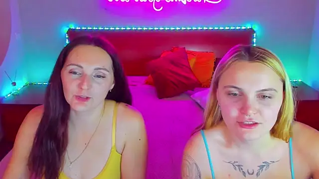 Snapshot of MagicEyess chatting on 12/14/24, 11:07 MagicEyess online show from 12/14/24, 11:07