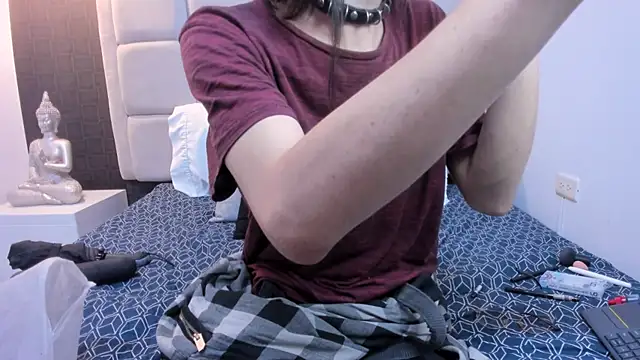 Hecatee 77 online show from 02/19/25, 07:38