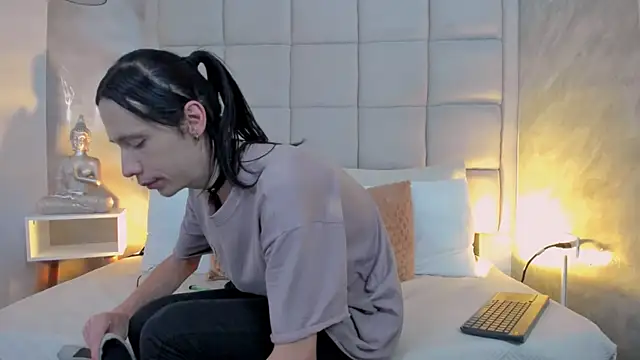 Hecatee 77 online show from 09/16/25, 07:37