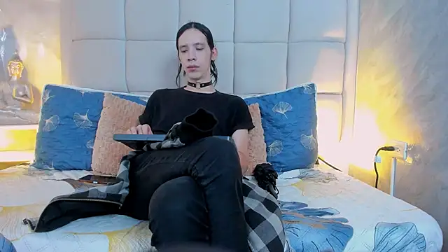 Hecatee 77 online show from 10/06/25, 07:55