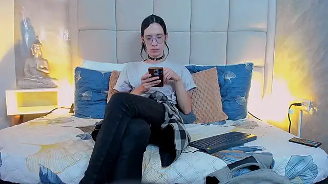 Hecatee 77 online show from 10/09/25, 07:56