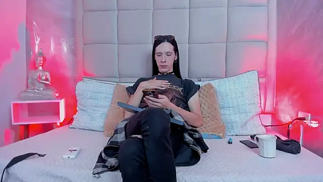 Hecatee 77 online show from 11/20/25, 07:57