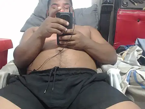 PONSE LATINO online show from 11/03/25, 03:08