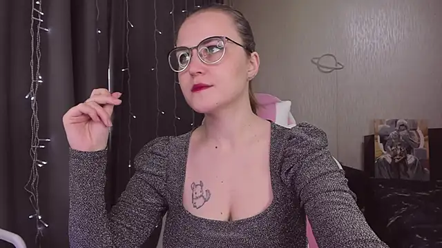 MissBrightShine online show from 01/16/26, 10:41