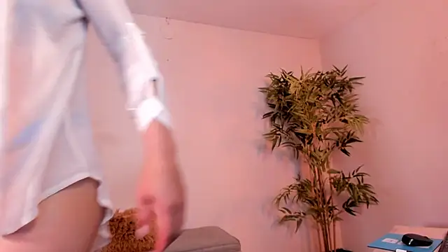  aish a  online show from 10/06/25, 07:11