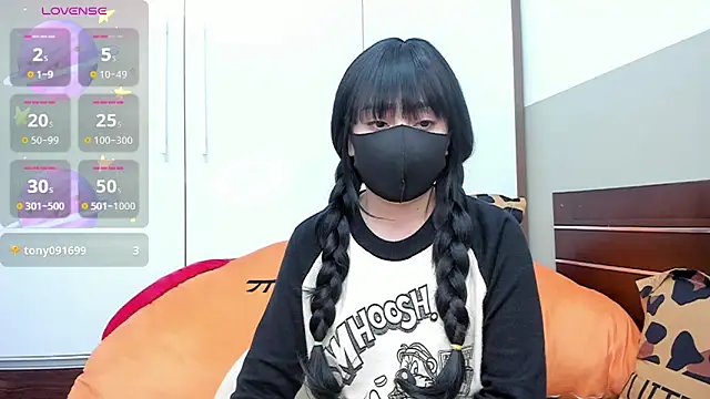 alonelove   online show from 02/28/25, 06:21