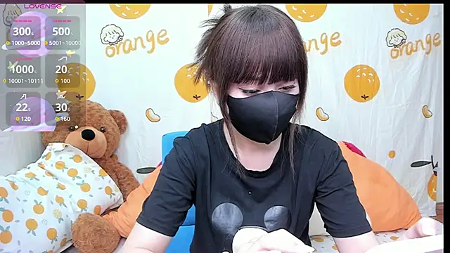 alonelove   online show from 10/14/25, 02:45