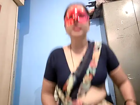 Snapshot of SANJU5888 chatting on 03/11/26, 09:04 SANJU5888 online show from 03/11/26, 09:04