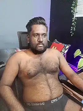 Rayansmith  online show from 11/04/25, 01:10