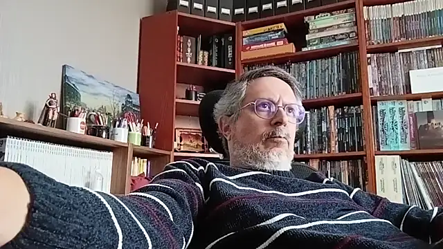 Mandra is a whore online show from 10/04/25, 02:15