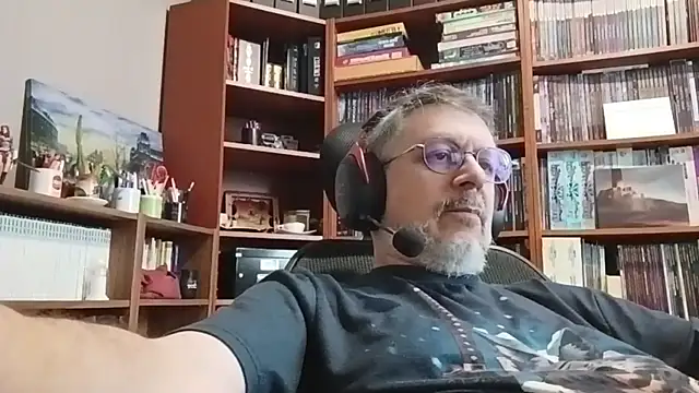 Mandra is a whore online show from 11/26/25, 08:48