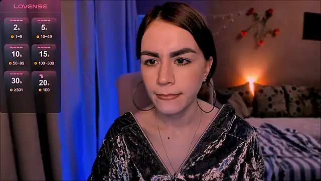 Snapshot of _selectrra chatting on 03/08/26, 08:45 selectrra online show from 03/08/26, 08:45