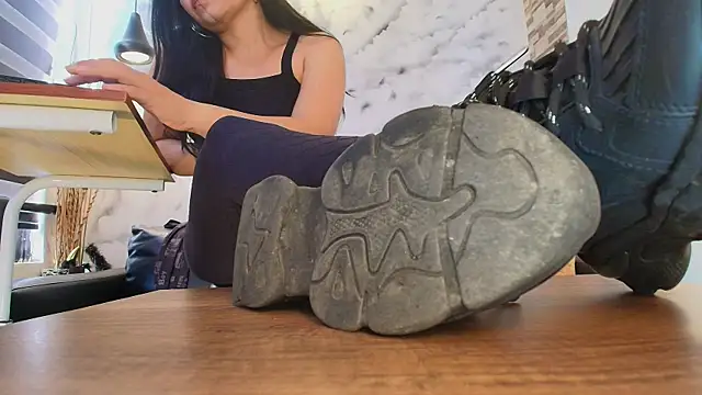Sophie LittleS online show from 05/28/26, 12:57