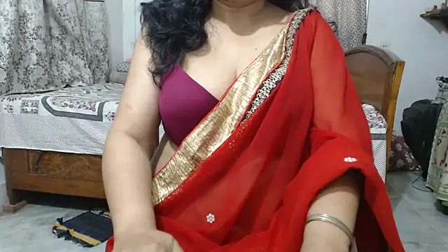 Snapshot of sexy_jaaan chatting on 05/10/26, 12:27 sexy jaaan online show from 05/10/26, 12:27