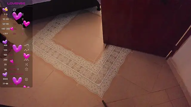 letiziia sky1 online show from 02/04/25, 07:55