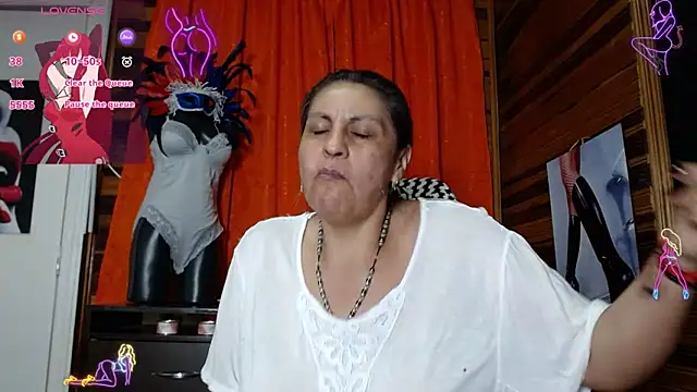 merlyna goldens online show from 01/23/25, 03:16