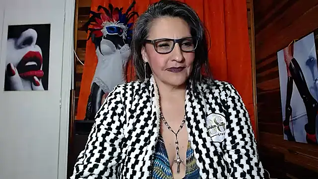 merlyna goldens online show from 01/28/25, 09:19